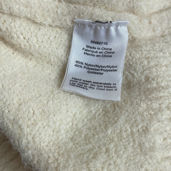 The Reeds Women's Ivory Short Sleeve Sweater Size Small - Picture 3 of 7